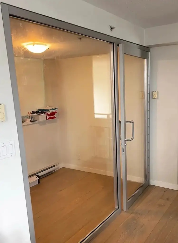 Aluminum-framed partitions by Alpha Glass Ltd, project photo 5