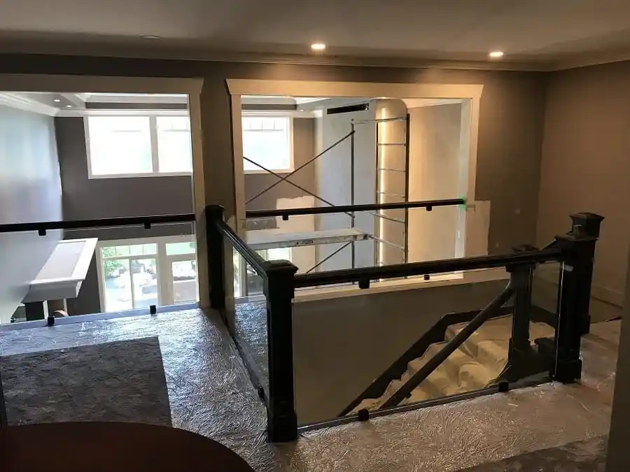 Aluminum picket railing by Alpha Glass Ltd, project photo 11