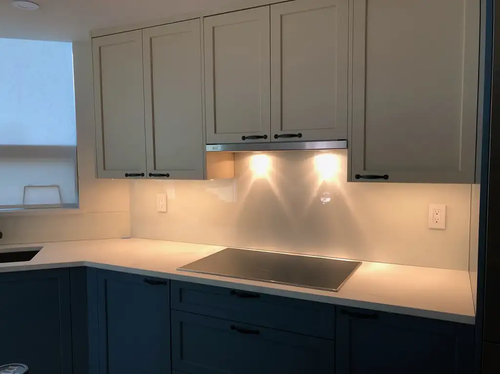 Glass backsplashes by Alpha Glass Ltd, project photo 5