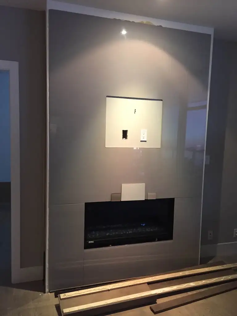 Glass backsplash by Alpha Glass Ltd, project photo 8