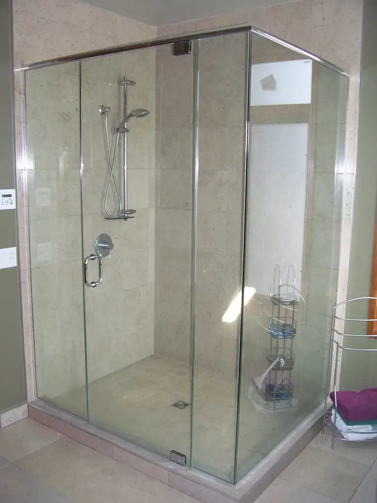 EnduroShield-coated shower glass by Alpha Glass Ltd, project photo 6