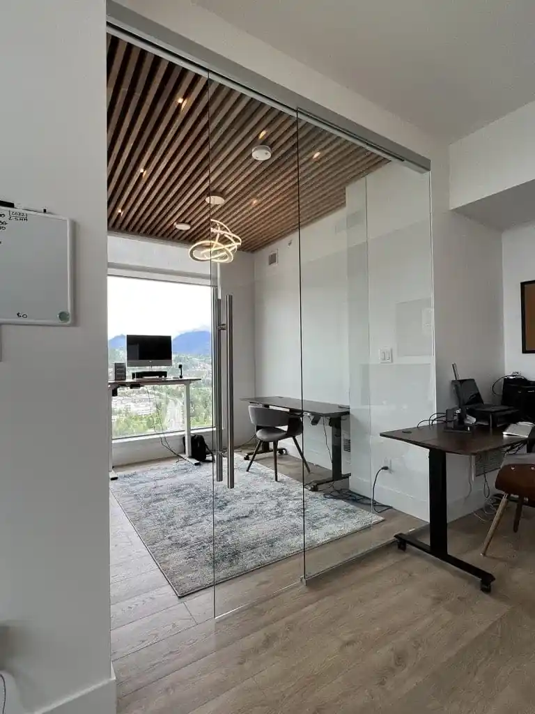 Frameless glass office partition by Alpha Glass Ltd, project photo 9