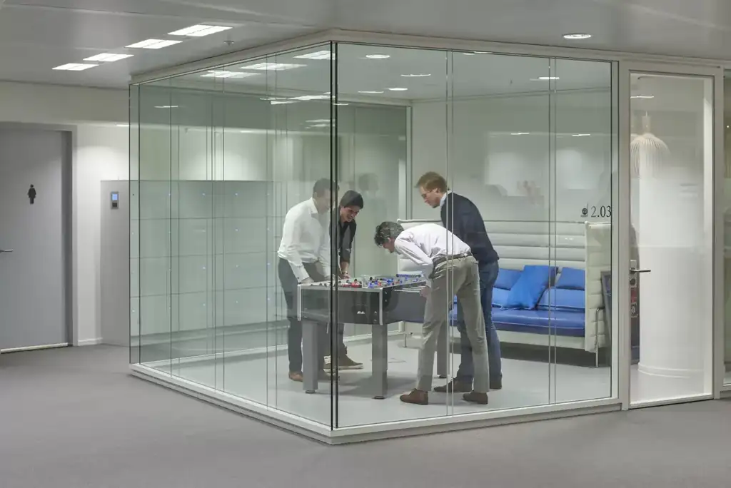 Frameless glass office partition by Alpha Glass Ltd, project photo 12