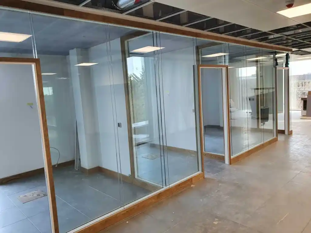 Frameless glass office partition by Alpha Glass Ltd, project photo 22