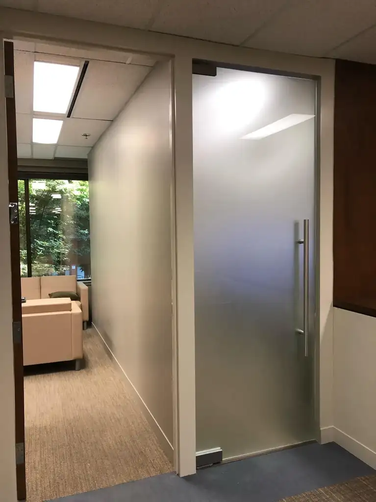 Frameless glass office partition by Alpha Glass Ltd, project photo 30