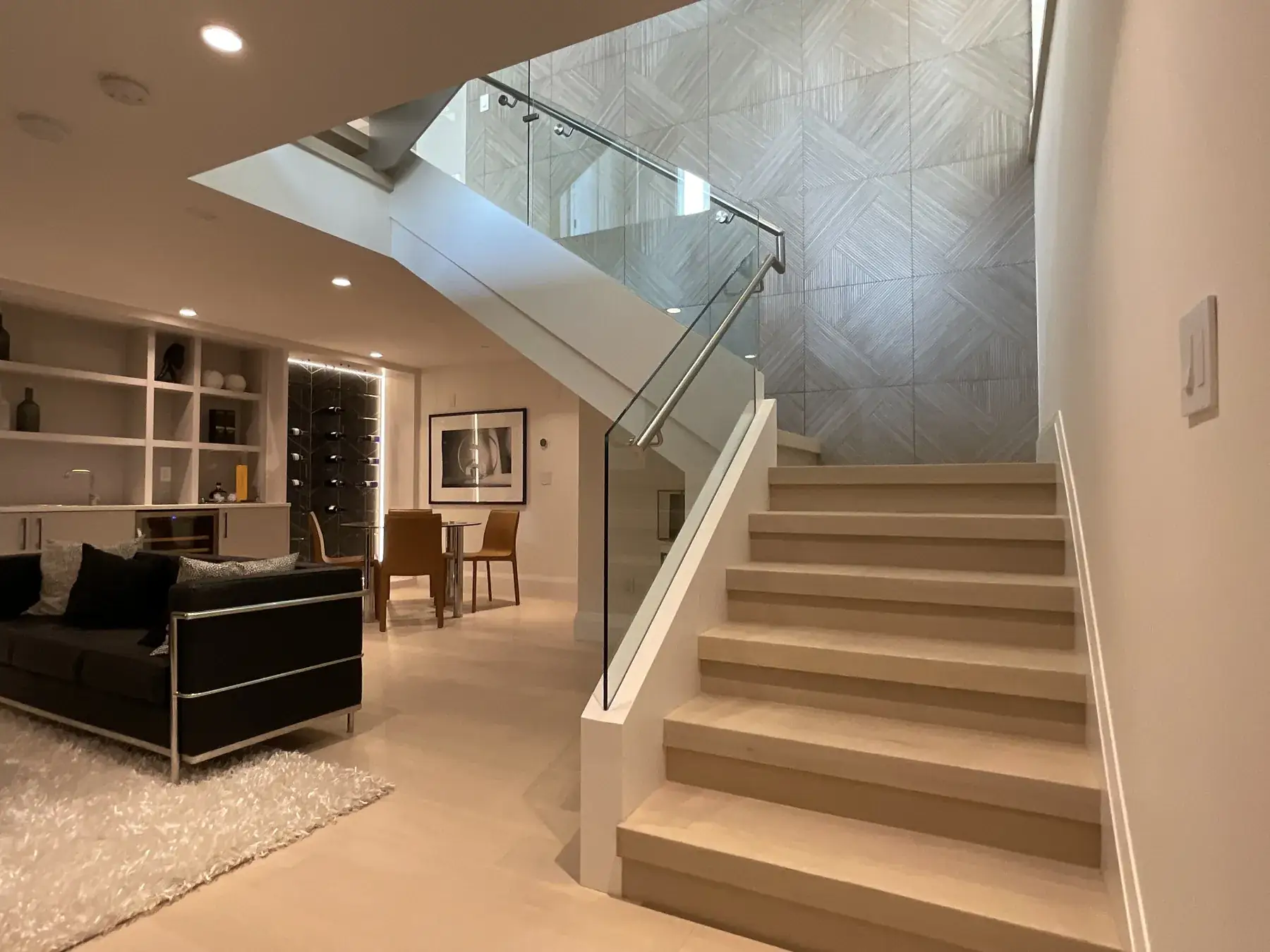 Interior glass railing by Alpha Glass Ltd, project photo 2