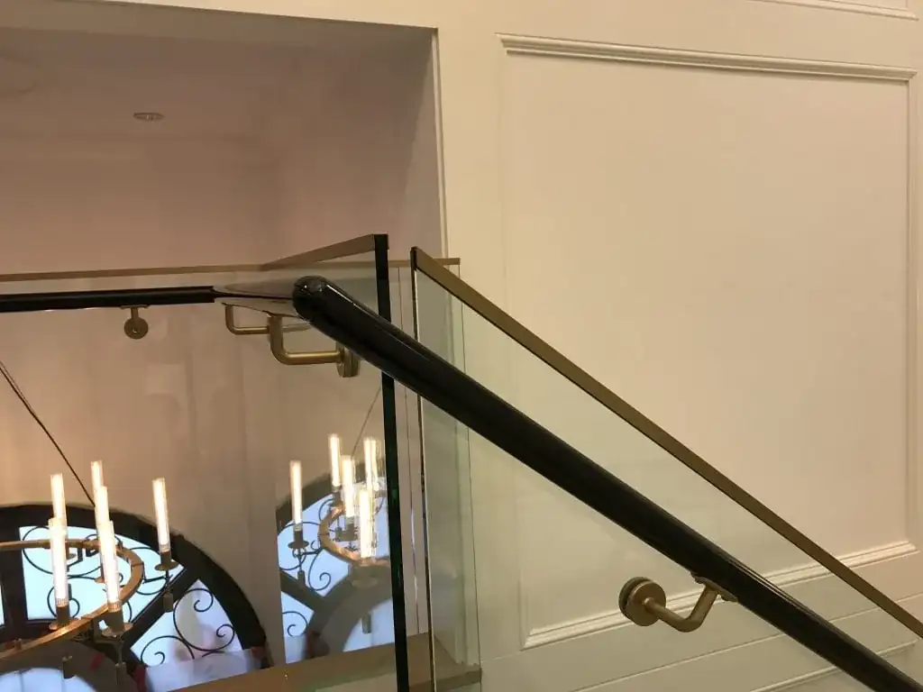 Interior glass railing by Alpha Glass Ltd, project photo 16