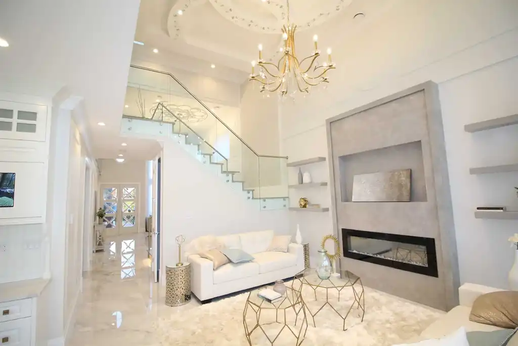 Interior glass railing by Alpha Glass Ltd, project photo 44