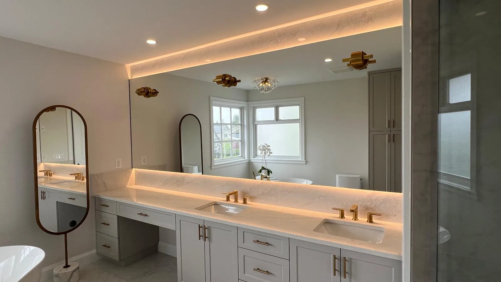 Custom mirrors by Alpha Glass Ltd, project photo 2