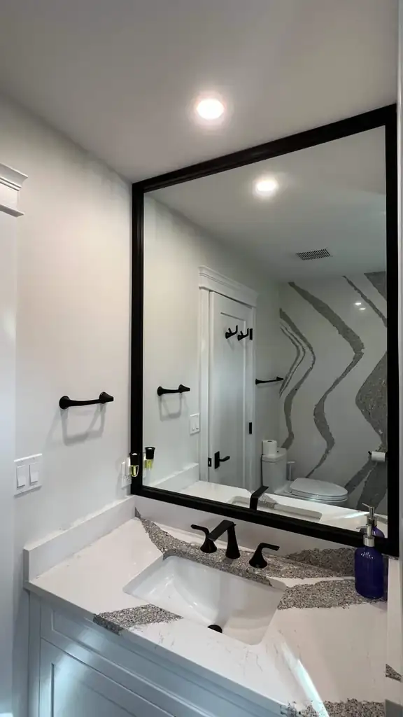 Custom mirror by Alpha Glass Ltd, project photo 8