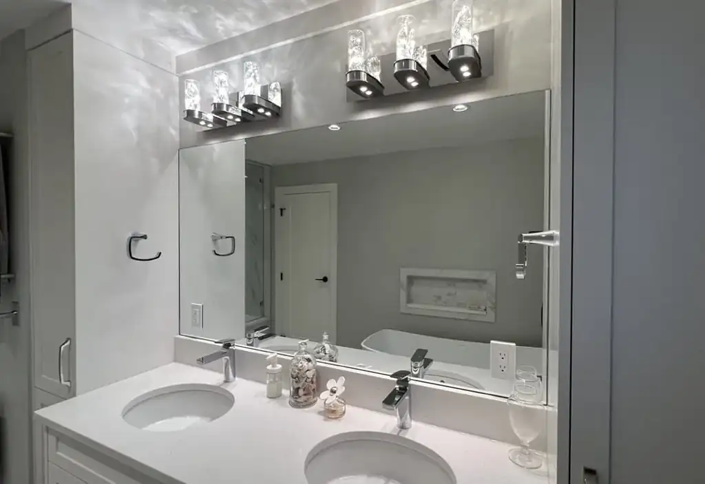 Custom mirror by Alpha Glass Ltd, project photo 18