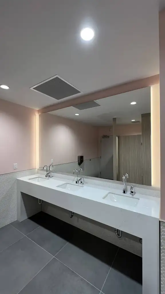 Custom mirror by Alpha Glass Ltd, project photo 20