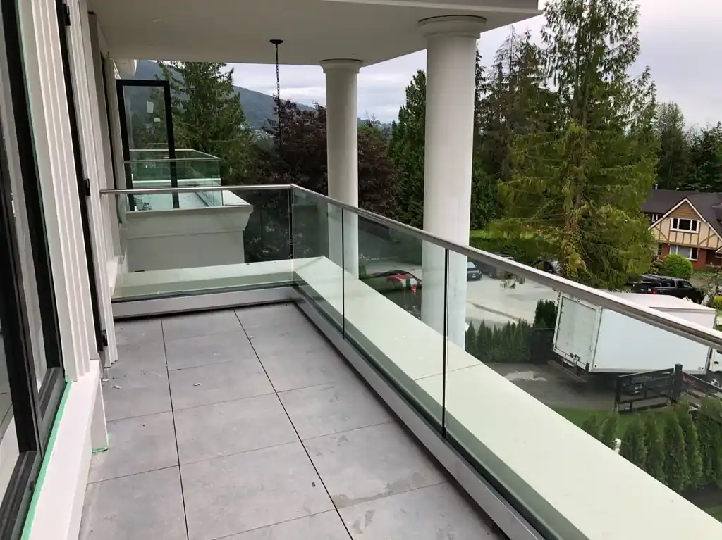 Exterior glass railing by Alpha Glass Ltd, project photo 7