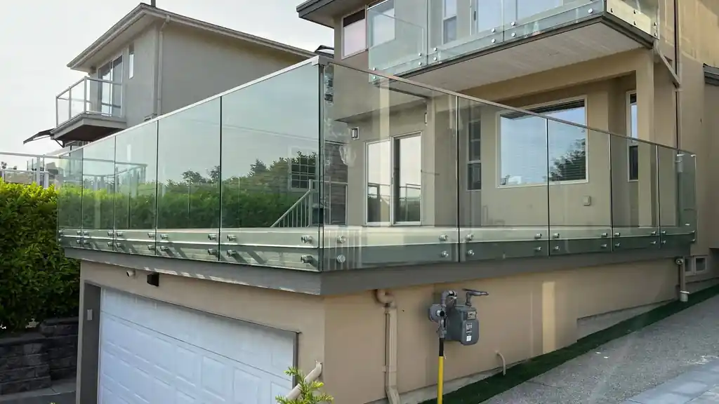 Exterior glass railing by Alpha Glass Ltd, project photo 9