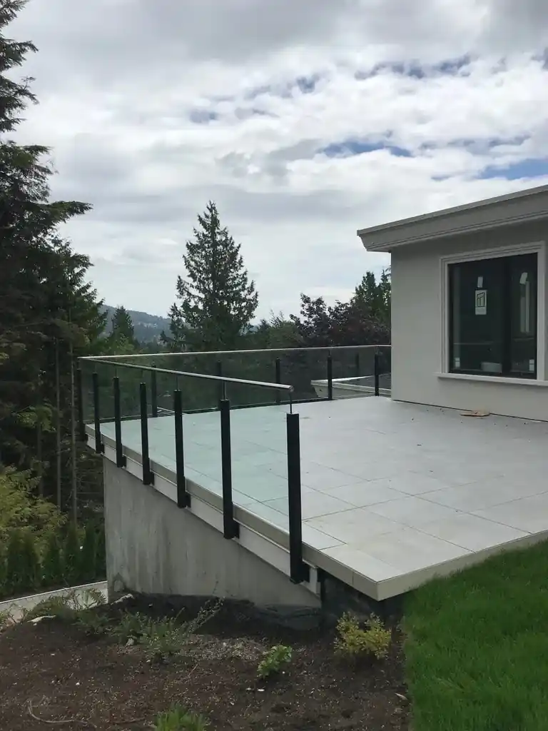 Exterior glass railing by Alpha Glass Ltd, project photo 12