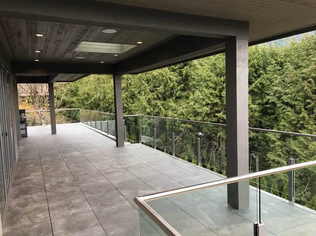 Exterior glass railing by Alpha Glass Ltd, project photo 13