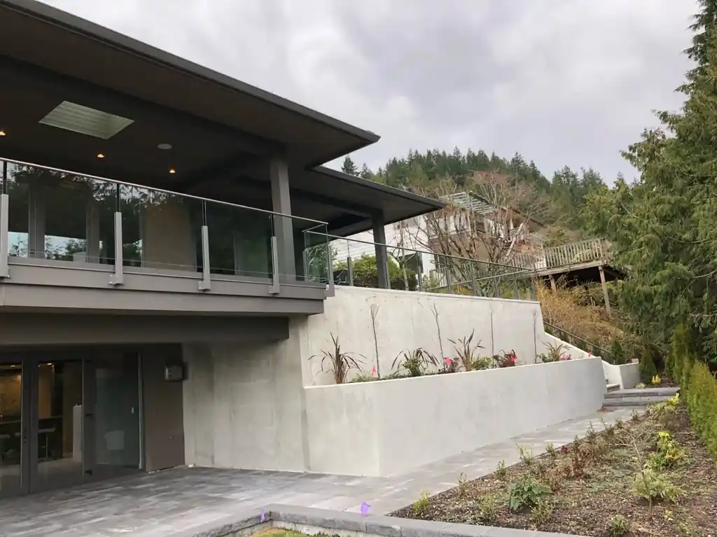 Exterior glass railing by Alpha Glass Ltd, project photo 15