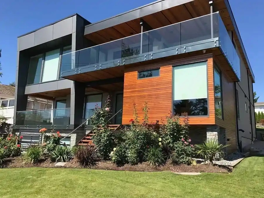 Exterior glass railing by Alpha Glass Ltd, project photo 32