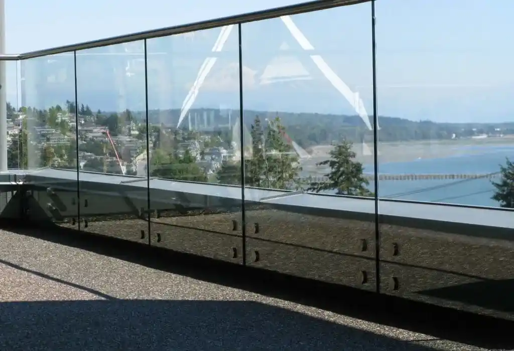 Exterior glass railing by Alpha Glass Ltd, project photo 34