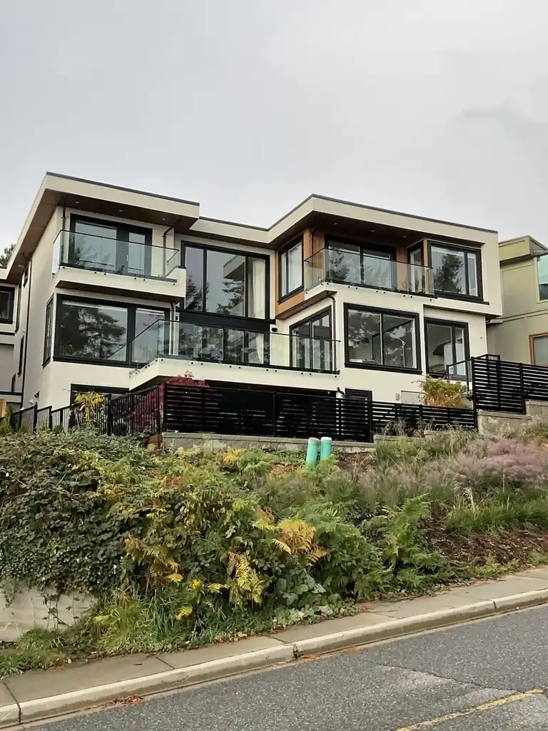 Exterior glass railing by Alpha Glass Ltd, project photo 39