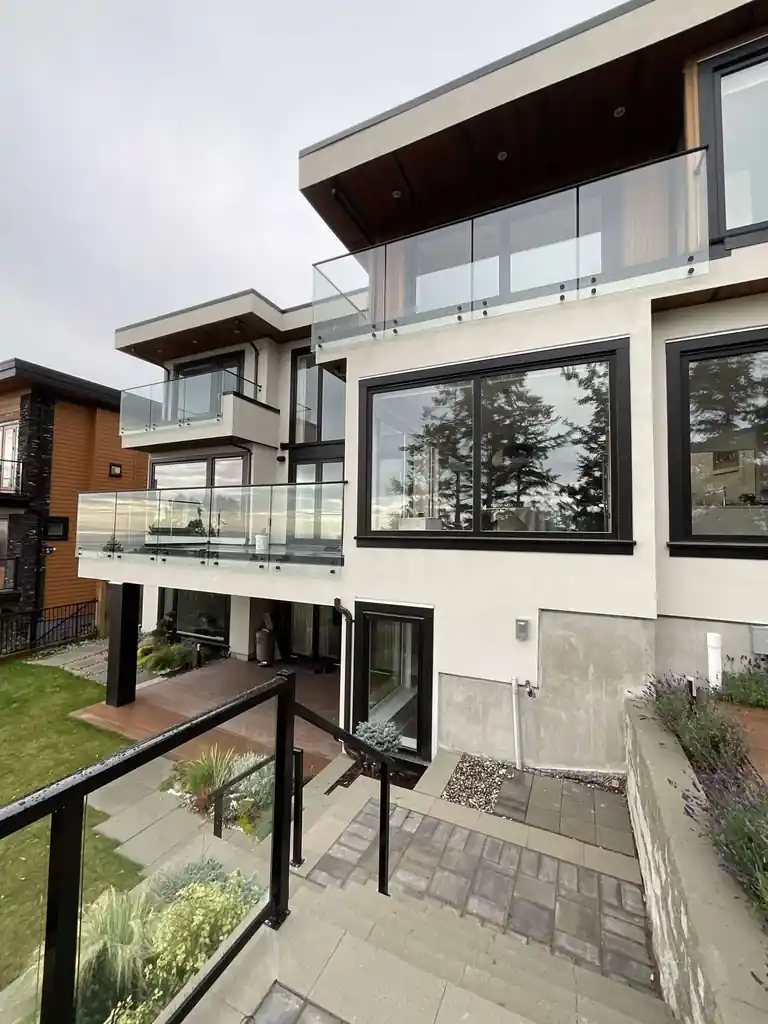 Exterior glass railing by Alpha Glass Ltd, project photo 40
