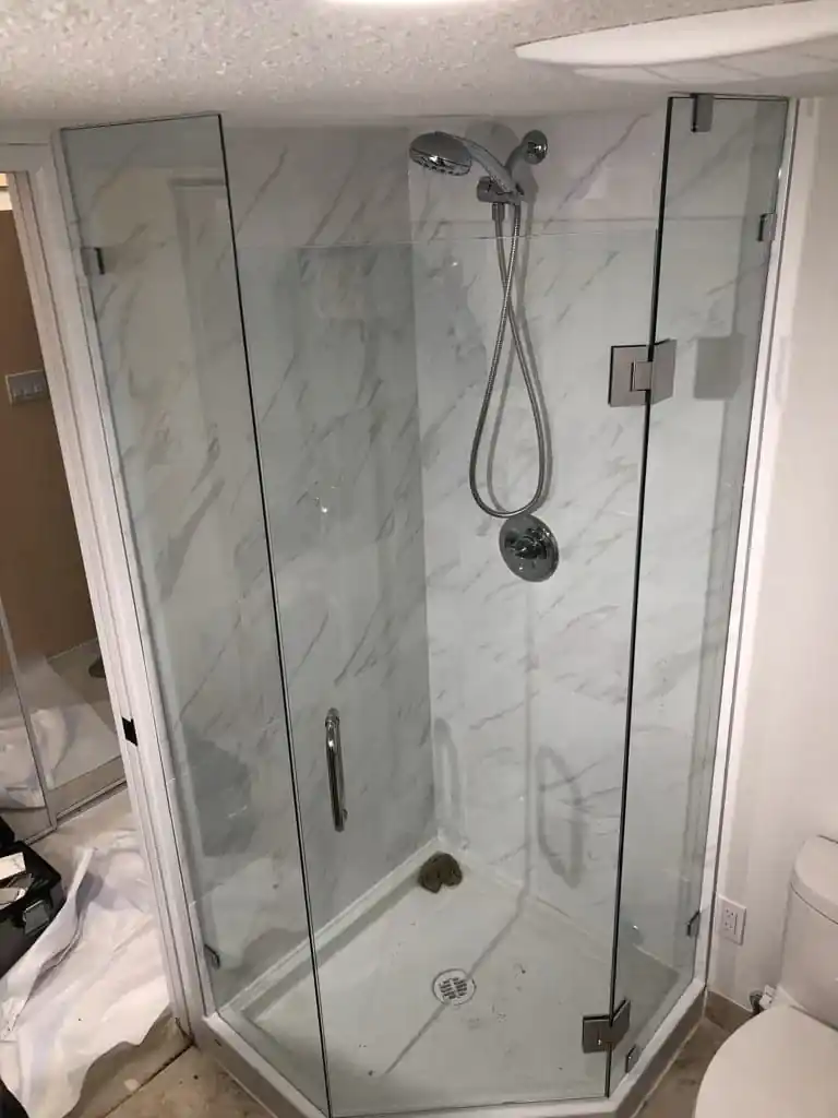 Glass shower enclosure by Alpha Glass Ltd, project photo 8
