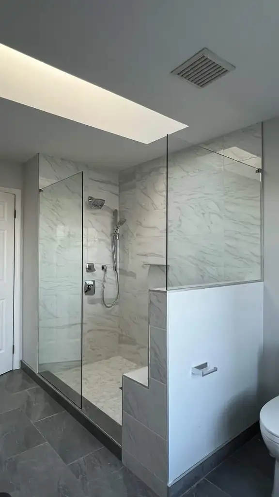 Fixed glass shower panel by Alpha Glass Ltd, project photo 12