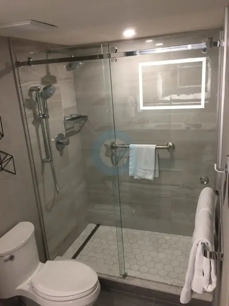 Sliding glass shower door by Alpha Glass Ltd, project photo 20