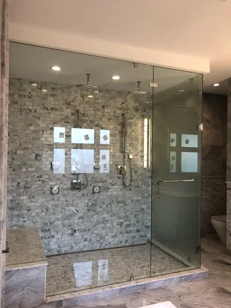 Steam room glass enclosure by Alpha Glass Ltd, project photo 10