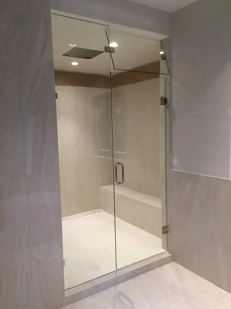 Steam room glass enclosure by Alpha Glass Ltd, project photo 12