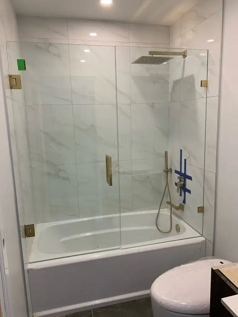 Frameless swing shower door by Alpha Glass Ltd, project photo 13