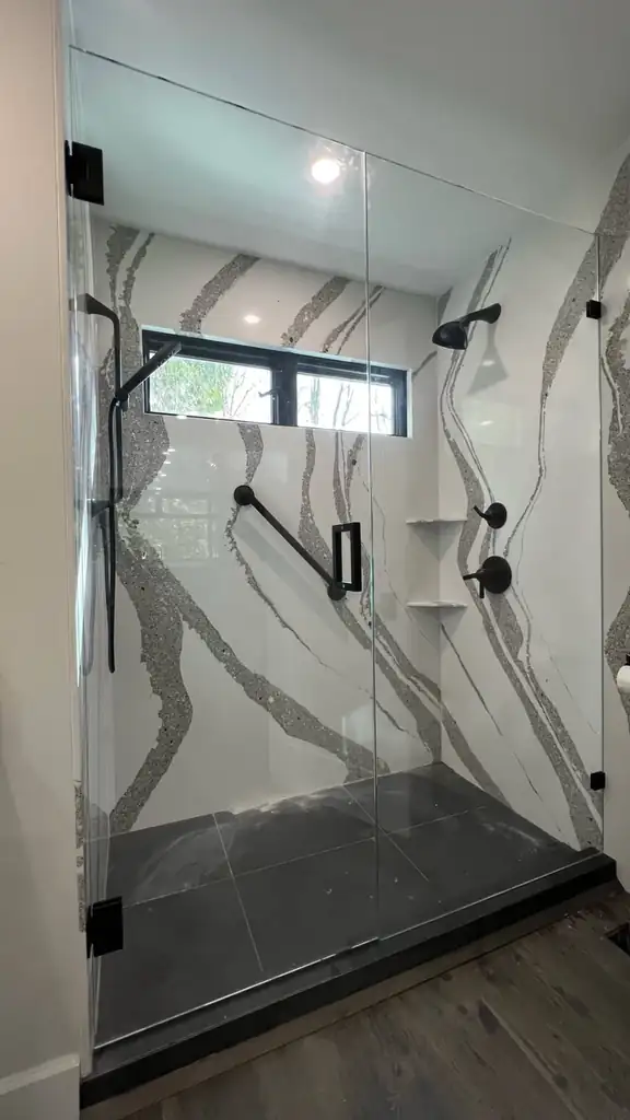 Frameless swing shower door by Alpha Glass Ltd, project photo 14