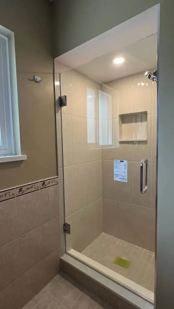 Frameless swing shower door by Alpha Glass Ltd, project photo 29