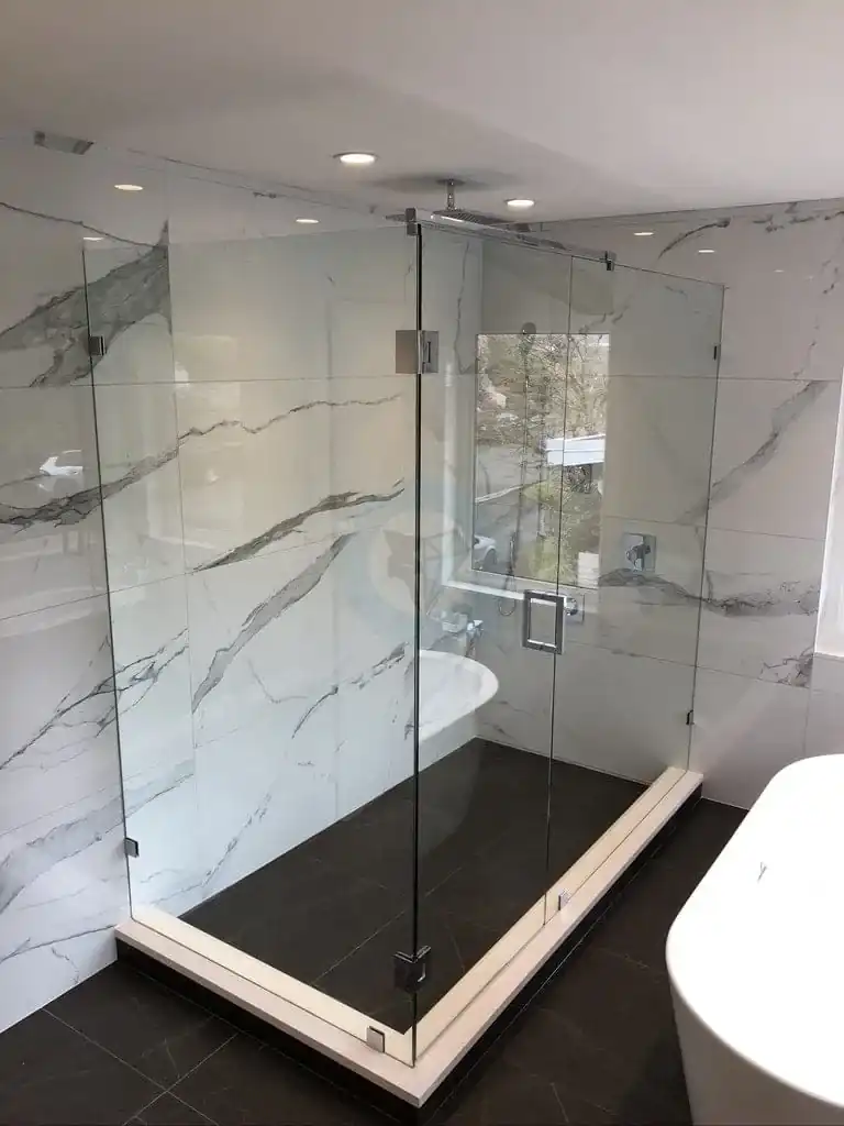 Frameless swing shower door by Alpha Glass Ltd, project photo 33