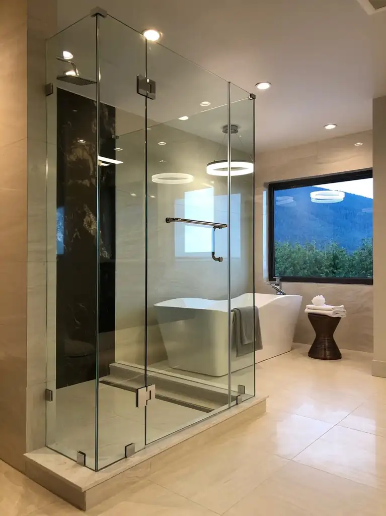 Frameless swing shower door by Alpha Glass Ltd, project photo 43
