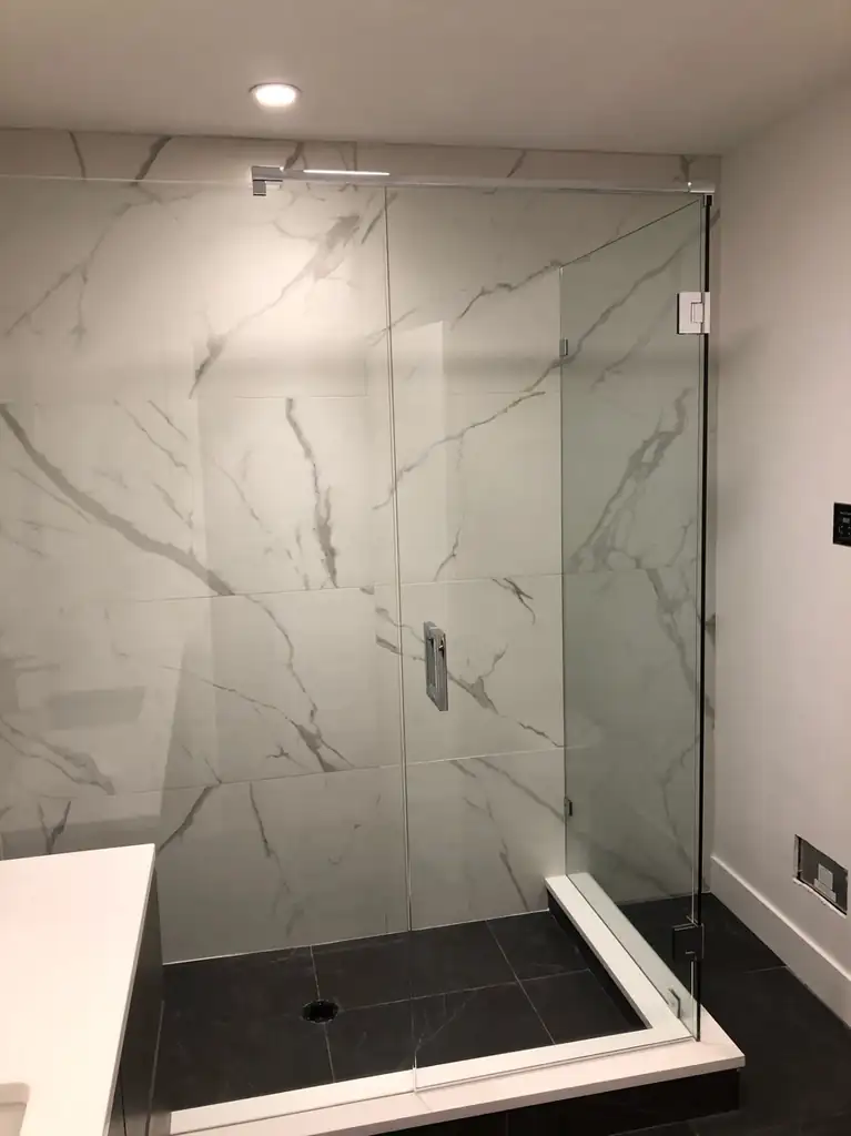 Frameless swing shower door by Alpha Glass Ltd, project photo 46