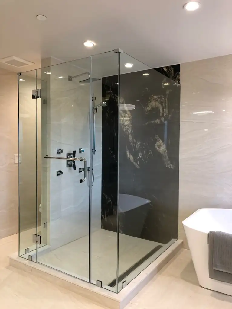 Frameless swing shower door by Alpha Glass Ltd, project photo 47