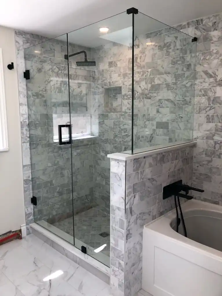 Frameless swing shower door by Alpha Glass Ltd, project photo 49